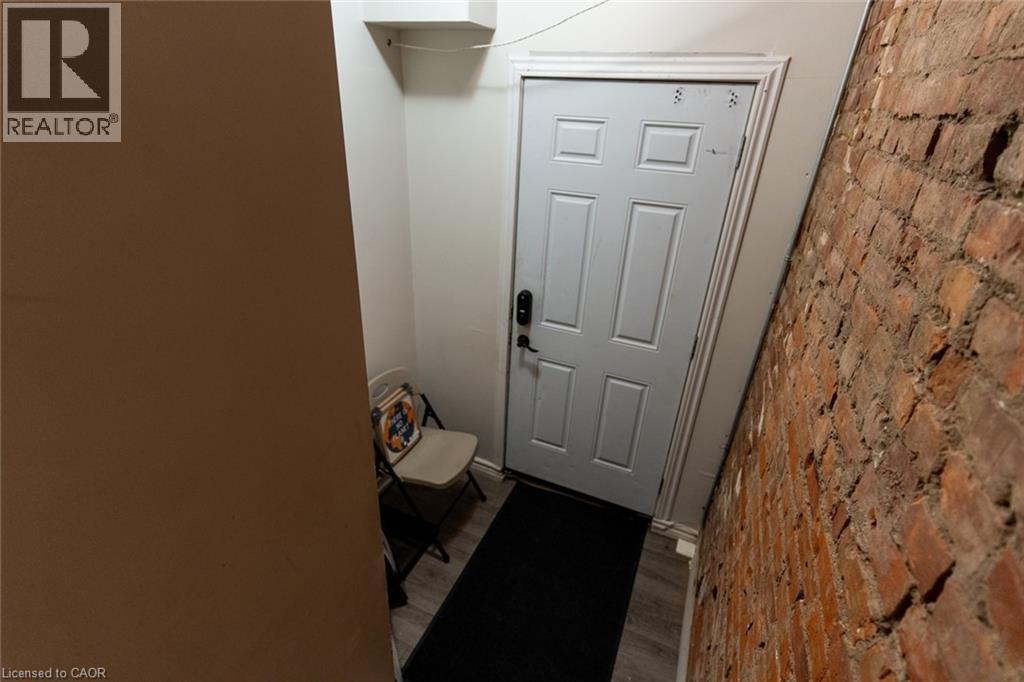 210 Wilson Street Unit# A, Hamilton, Ontario  L8R 1E5 - Photo 3 - 40780211