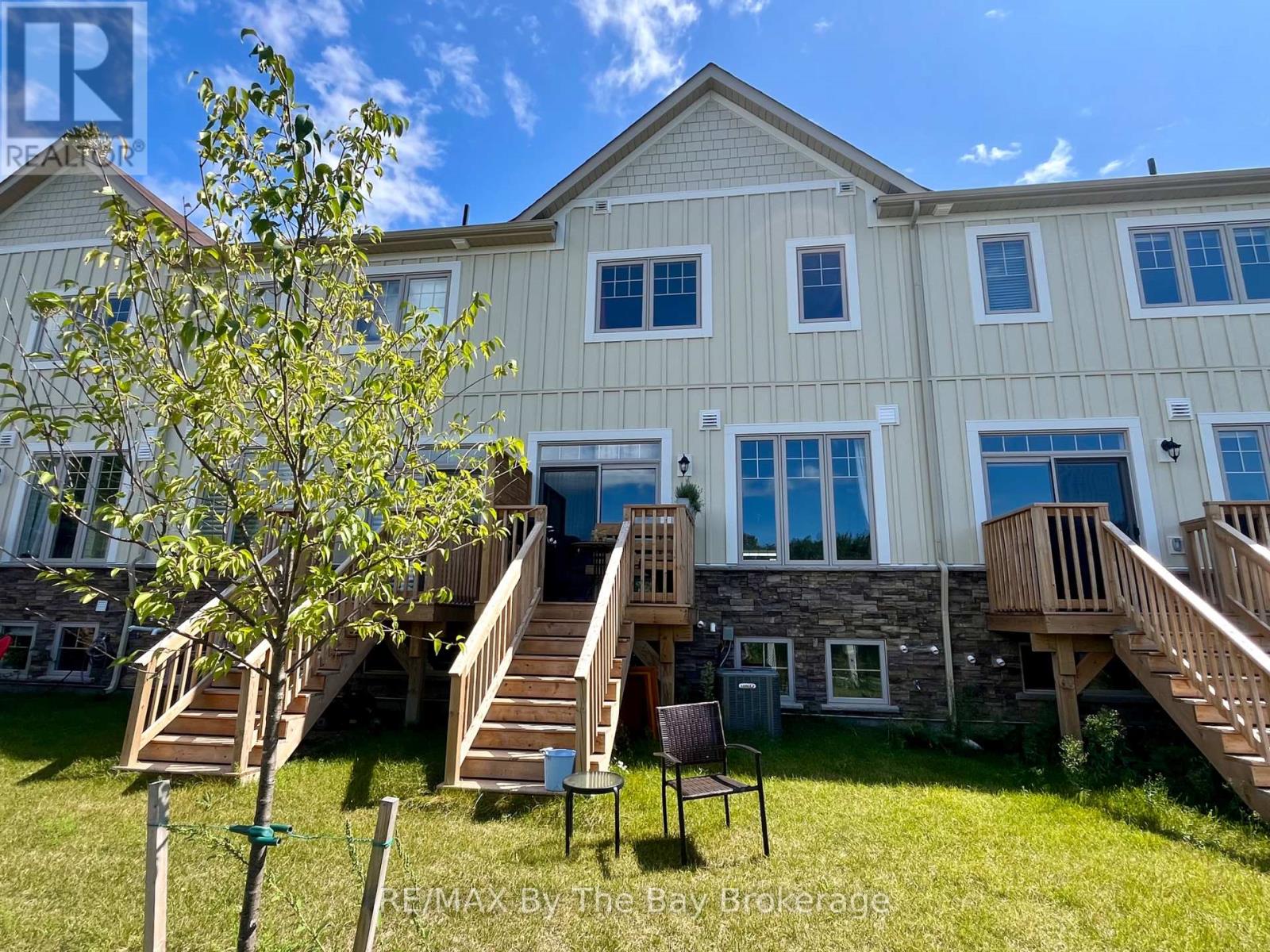 20 Little River Crossing, Wasaga Beach, Ontario  L9Z 0J8 - Photo 13 - S12476962