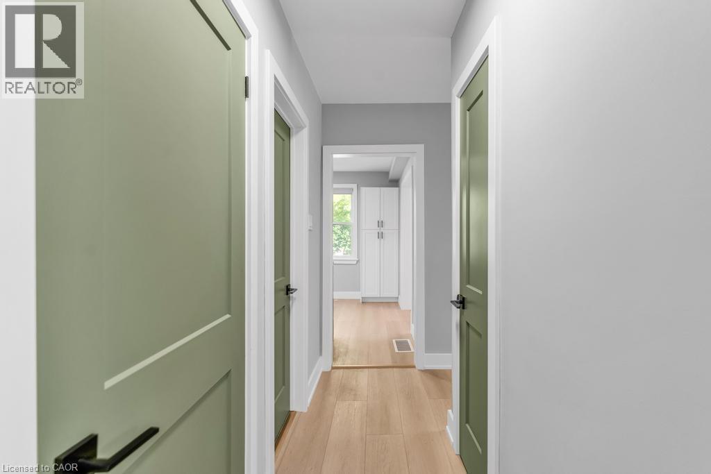 9 Elaine Court, Hamilton, Ontario  L8K 3S2 - Photo 21 - 40781559