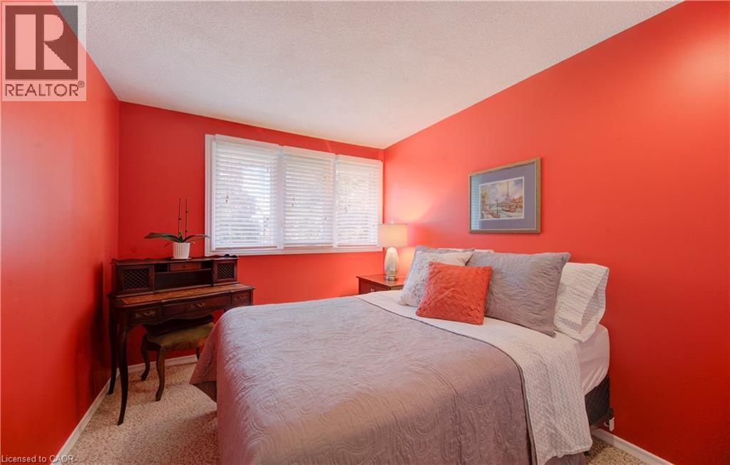 45 Shuh Avenue, Kitchener, Ontario  N2A 2Y1 - Photo 18 - 40780424