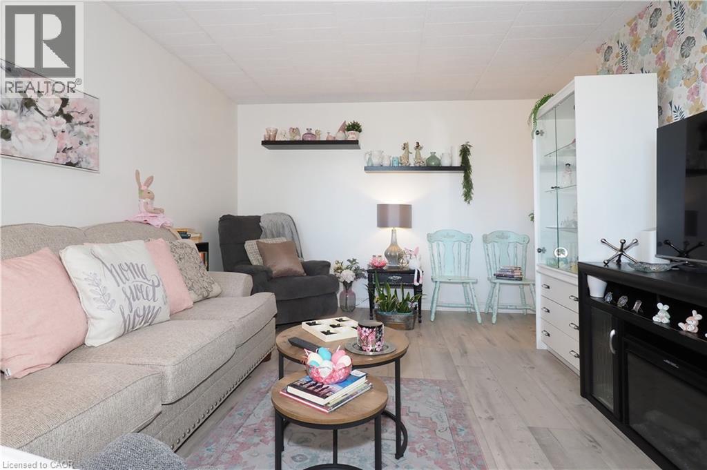 29 West Avenue Unit# 403, Kitchener, Ontario  N2M 5E4 - Photo 8 - 40781590