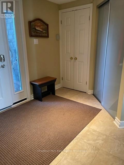 850 Suncrest Circle, Collingwood, Ontario  L9Y 5C7 - Photo 3 - S12477711