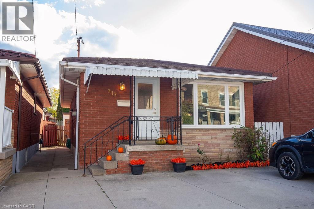 313 Barton Street W, Hamilton, Ontario  L8R 2J3 - Photo 2 - 40781416