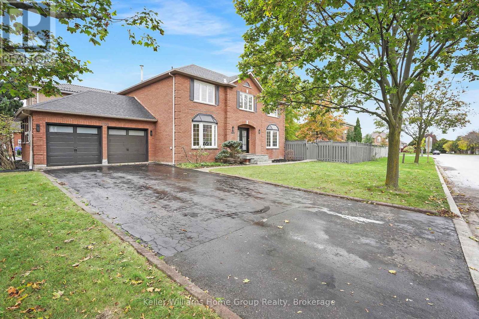 1105 EWING CRESCENT, Mississauga, Ontario