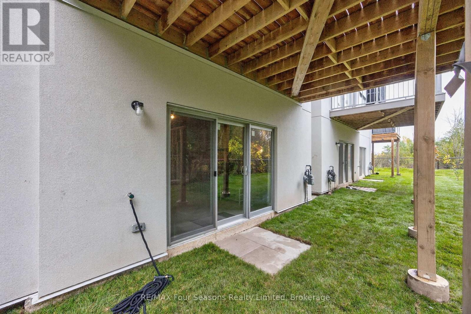 25 Waterview Lane, Blue Mountains, Ontario  N0H 2P0 - Photo 25 - X12479008