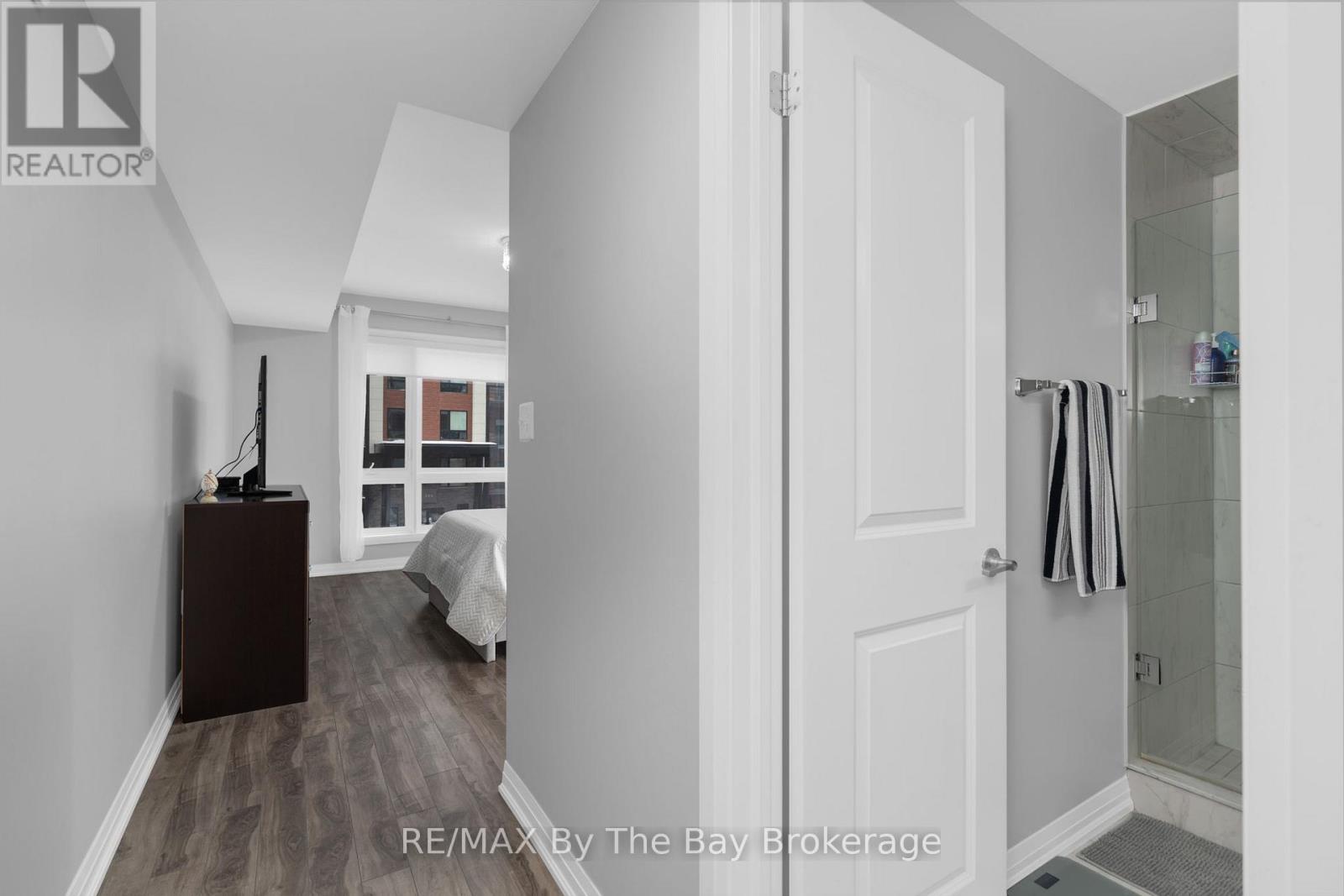 309 - 300 Essa Road, Barrie, Ontario  L9J 0B9 - Photo 14 - S12479407