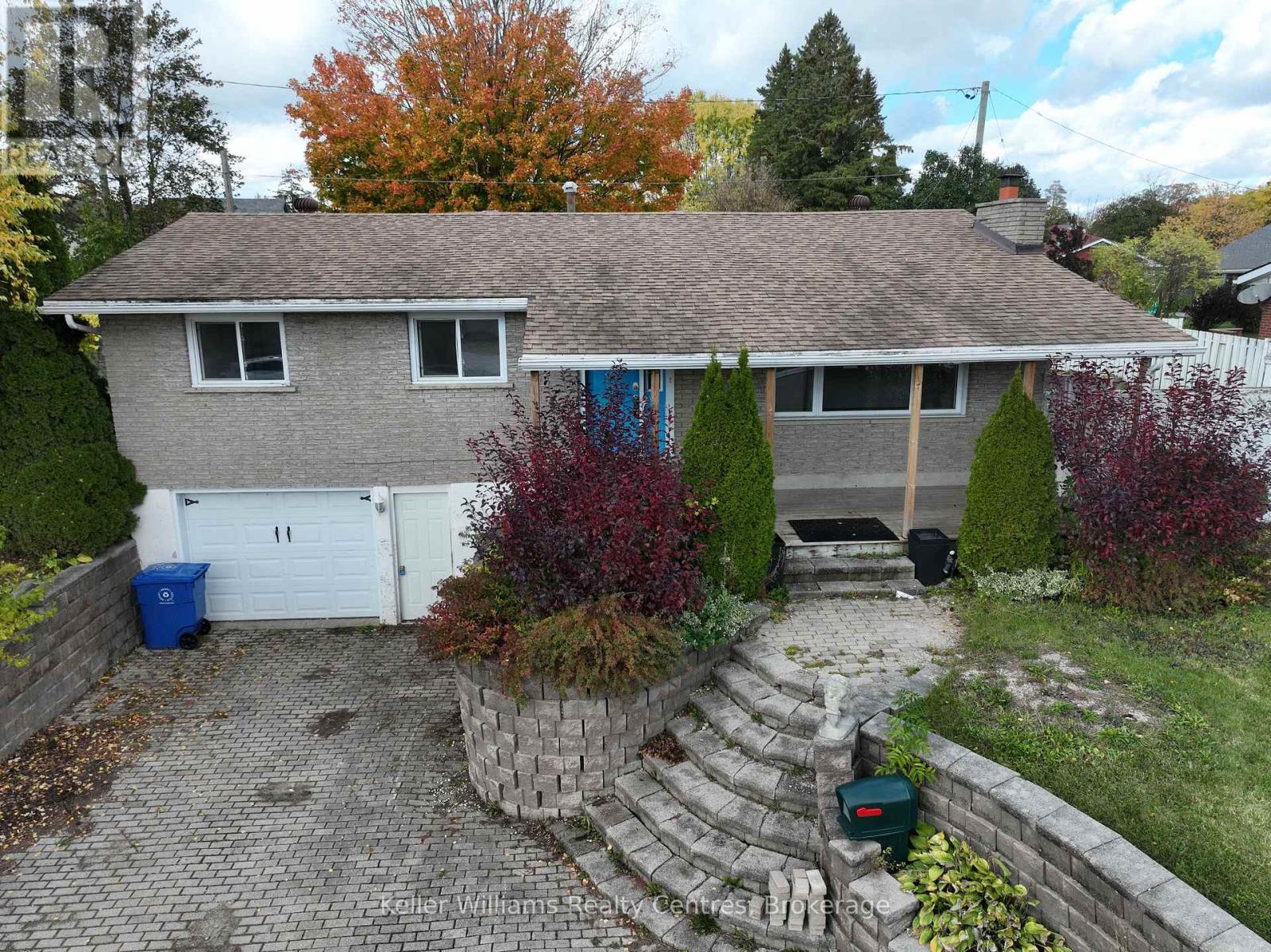 470 7th Street, Hanover, Ontario  N4N 2J4 - Photo 6 - X12479426