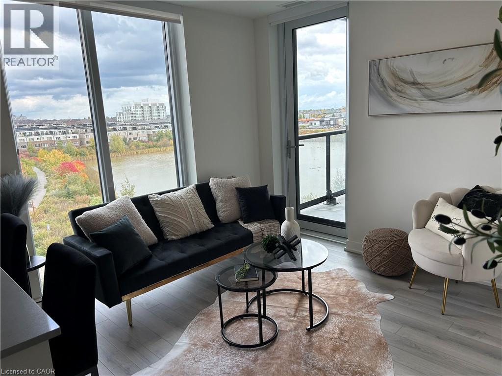 510-3079 TRAFALGAR Road, Oakville, Ontario