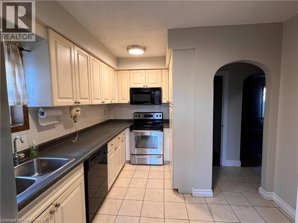 234 Newbury Drive, Kitchener, Ontario  N2N 2W9 - Photo 7 - 40781922