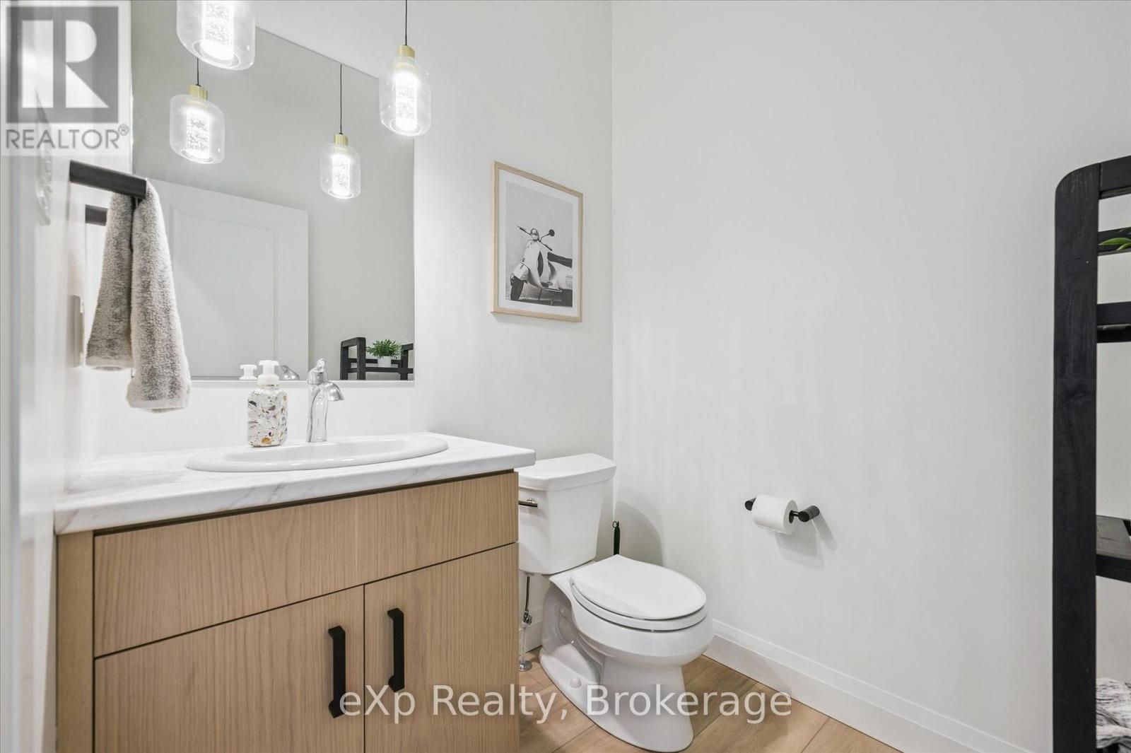 86 Rea Drive, Centre Wellington, Ontario  N1M 0H5 - Photo 21 - X12479864