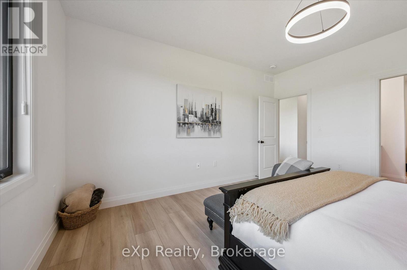 86 Rea Drive, Centre Wellington, Ontario  N1M 0H5 - Photo 24 - X12479864