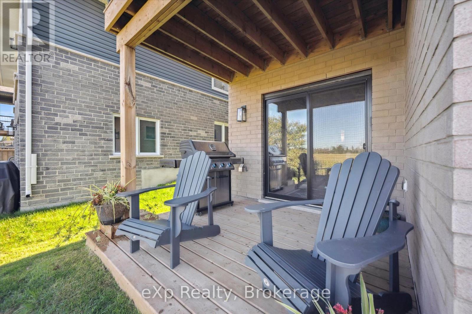86 Rea Drive, Centre Wellington, Ontario  N1M 0H5 - Photo 37 - X12479864