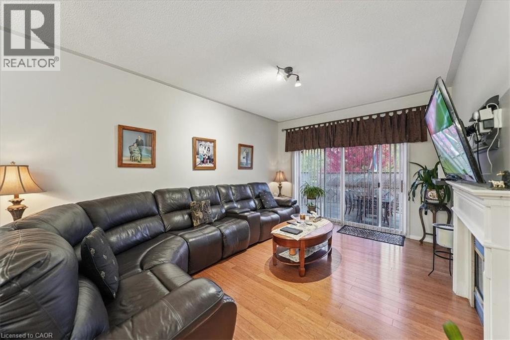 52 Mistycreek Crescent, Brampton, Ontario  L7A 3E8 - Photo 9 - 40781661