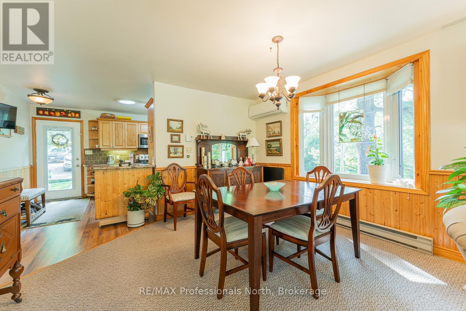 1029 Loyalist Drive, Minden Hills, Ontario  K0M 2K0 - Photo 10 - X12480500