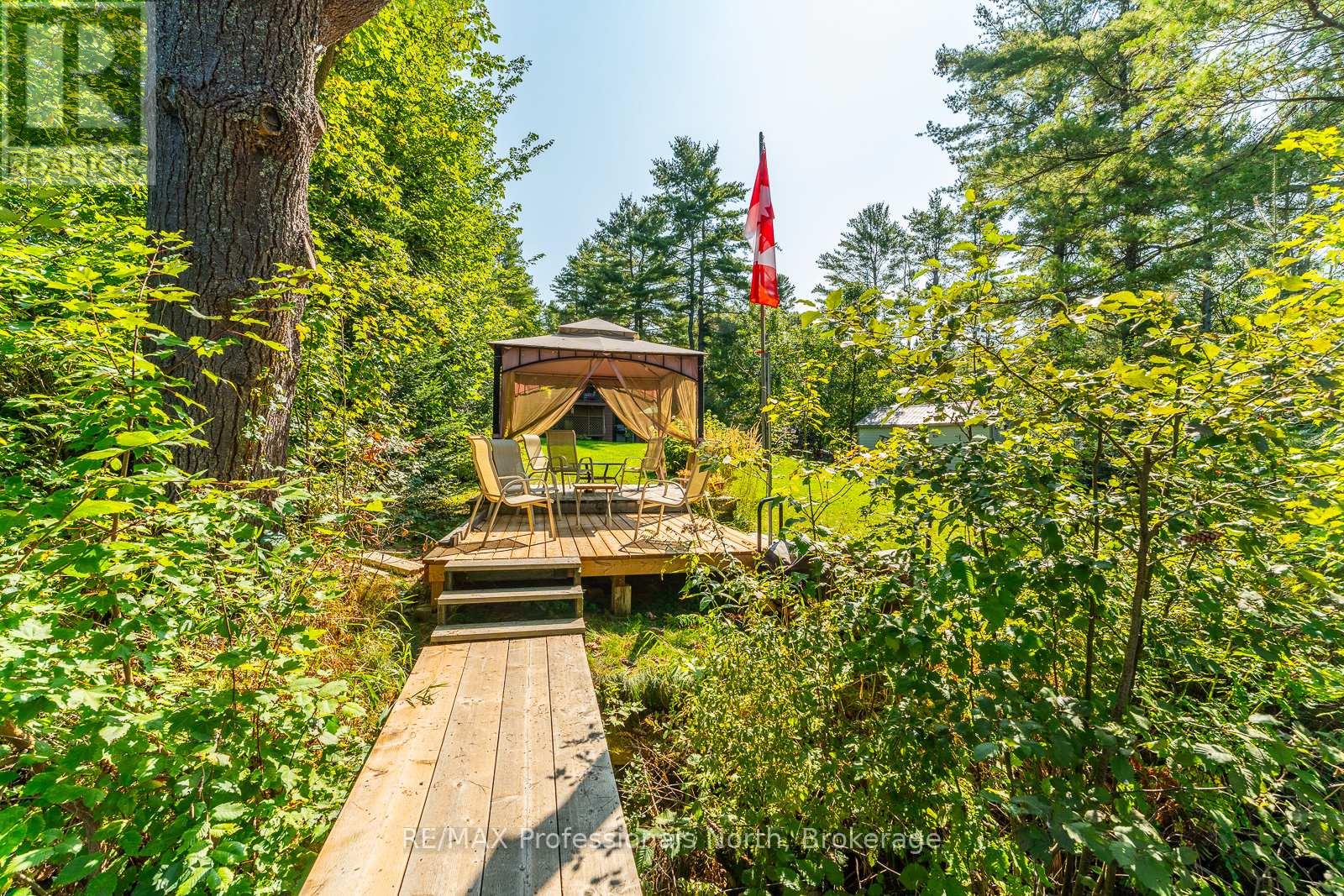 1029 Loyalist Drive, Minden Hills, Ontario  K0M 2K0 - Photo 43 - X12480500