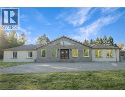 8 RIDGEWOOD Drive, Richmond Hill, Ontario