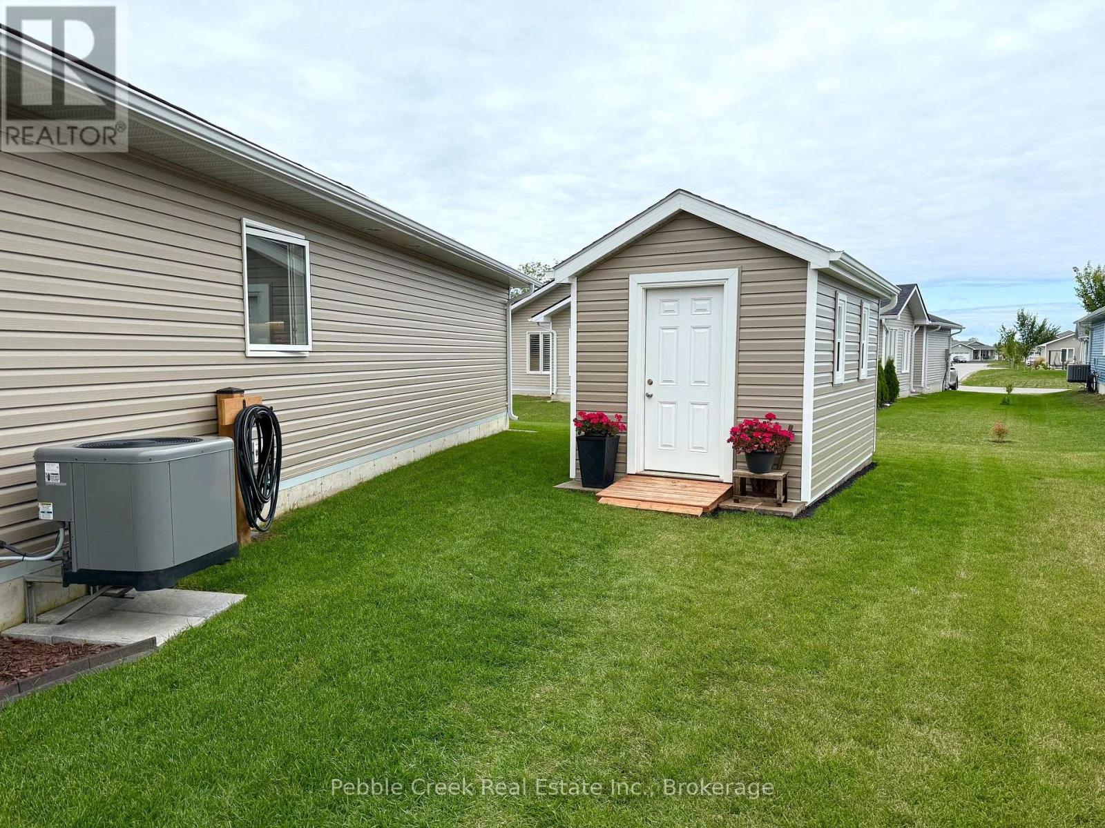 209 Lake Breeze Drive, Ashfield-Colborne-Wawanosh, Ontario  N7A 0C6 - Photo 41 - X12482007