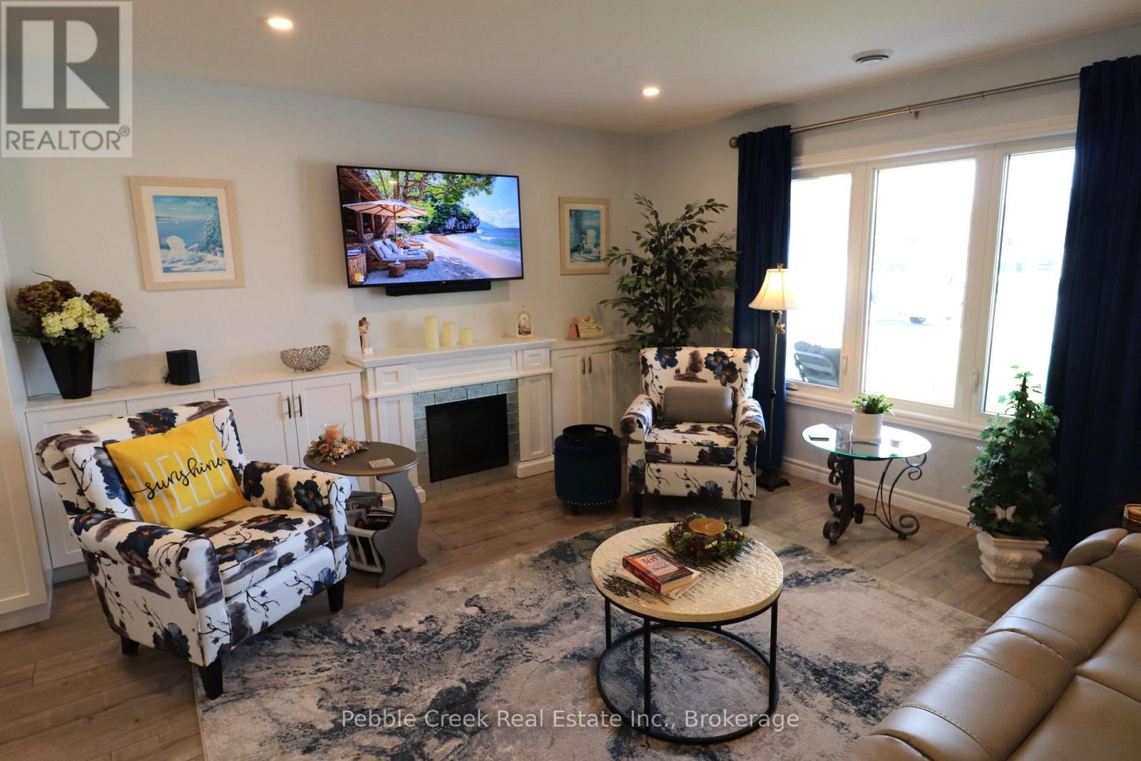 209 Lake Breeze Drive, Ashfield-Colborne-Wawanosh, Ontario  N7A 0C6 - Photo 6 - X12482007