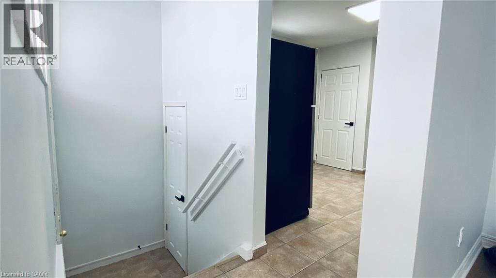 88 LONGFORD Drive, Newmarket, Ontario