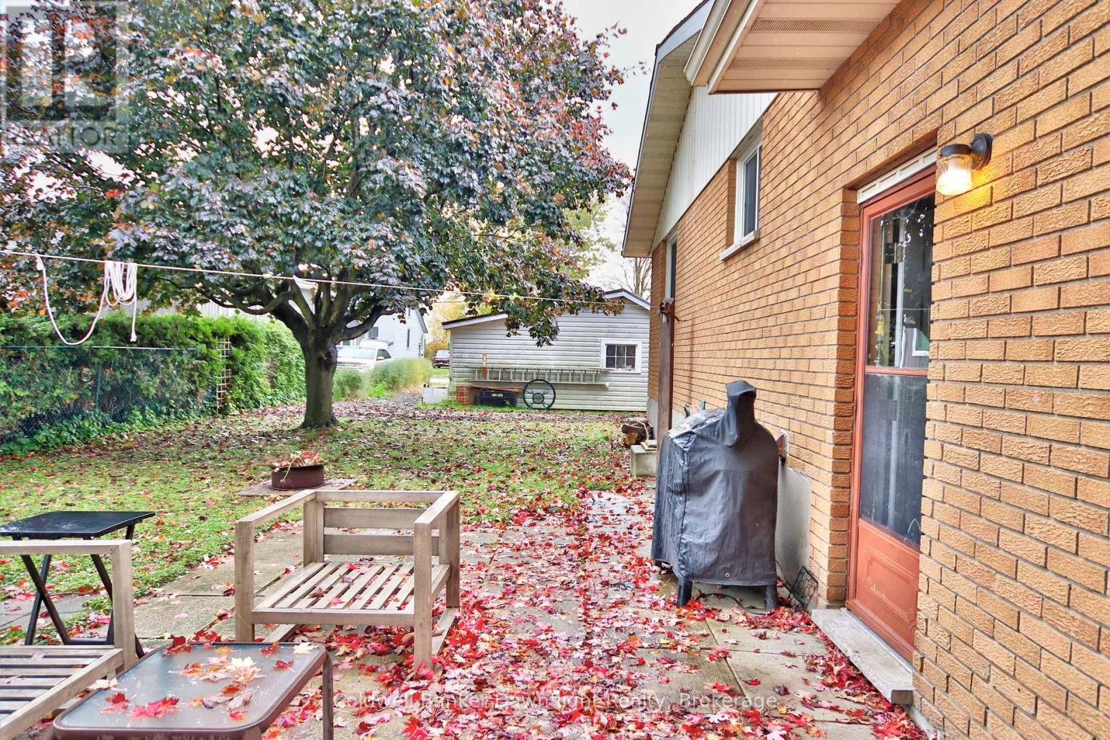 516 Andrew Street, South Huron, Ontario  N0M 1S1 - Photo 26 - X12482776
