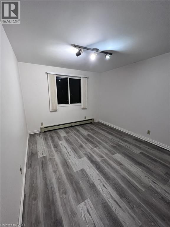 171 Stone Church Road E, Hamilton, Ontario  L9B 1A8 - Photo 7 - 40782301