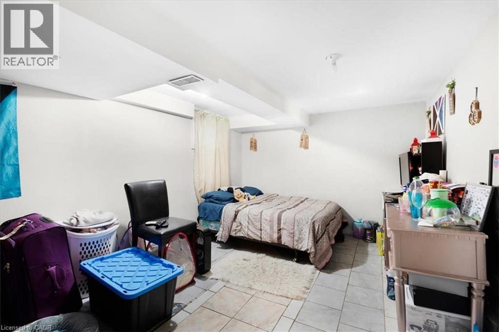 770 Barton Street E, Hamilton, Ontario  L8L 3B1 - Photo 9 - 40782305