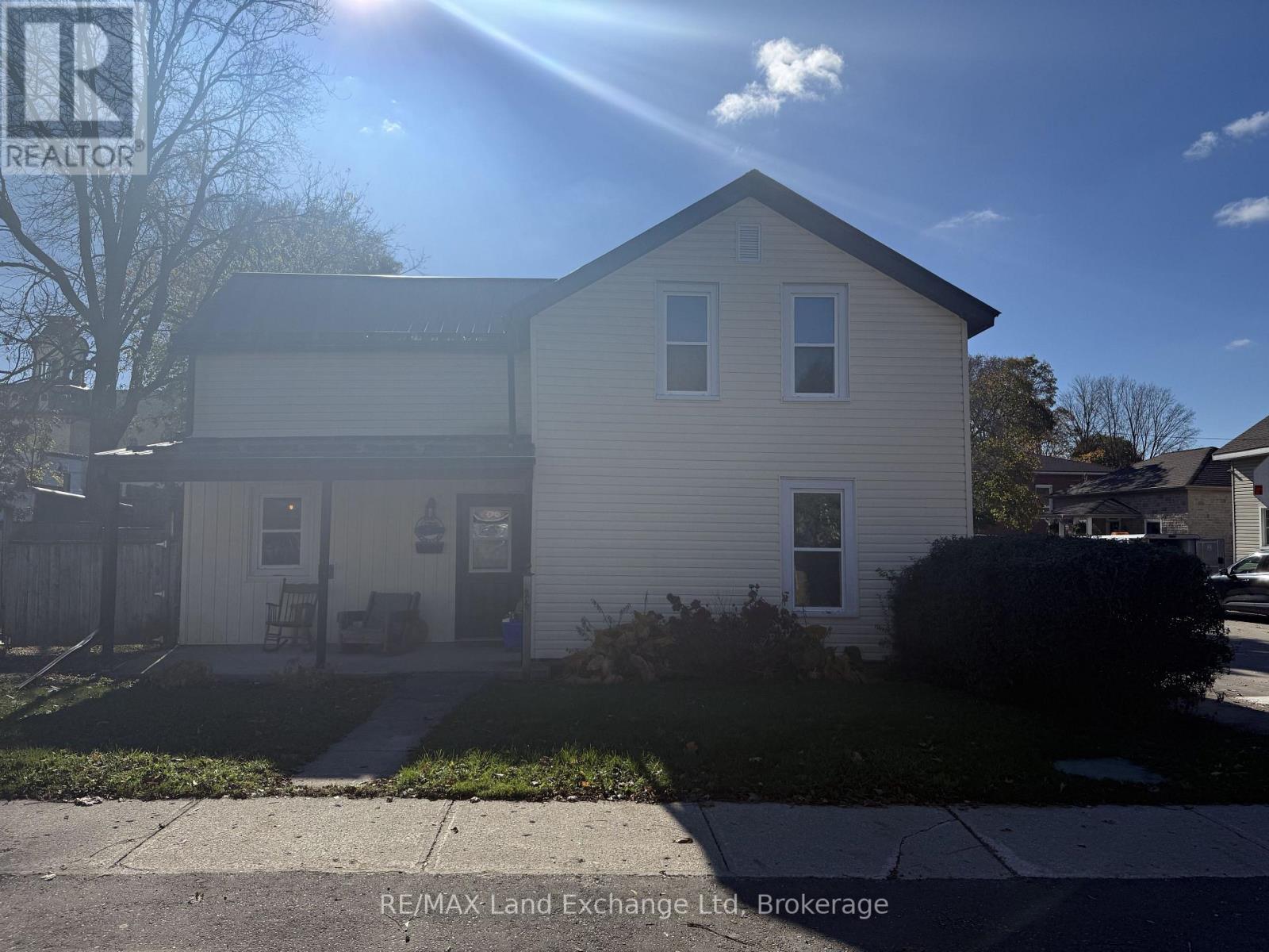 26 Patrick Street W, North Huron, Ontario  N0G 2W0 - Photo 1 - X12484414