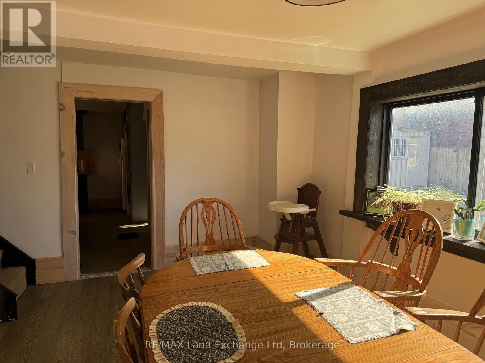 26 Patrick Street W, North Huron, Ontario  N0G 2W0 - Photo 4 - X12484414