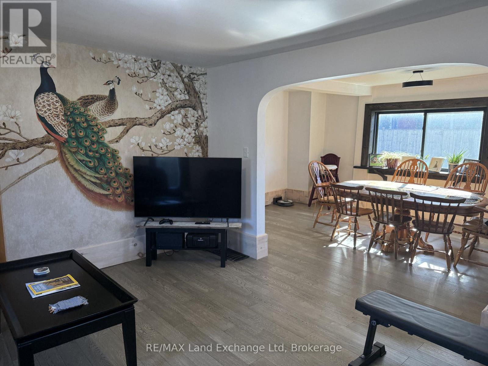 26 Patrick Street W, North Huron, Ontario  N0G 2W0 - Photo 6 - X12484414