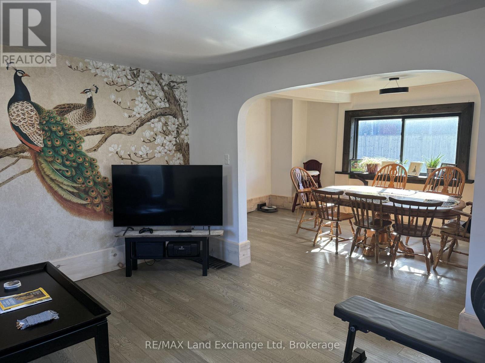 26 Patrick Street W, North Huron, Ontario  N0G 2W0 - Photo 7 - X12484414