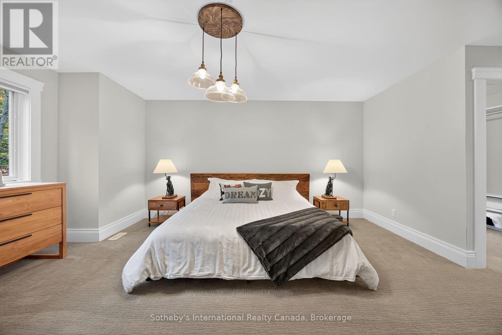 112 Arrowhead Crescent, Blue Mountains, Ontario  L9Y 0R9 - Photo 31 - X12484560