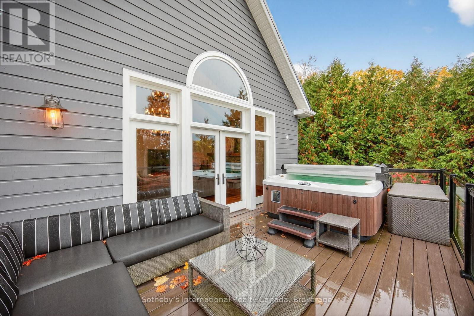 112 Arrowhead Crescent, Blue Mountains, Ontario  L9Y 0R9 - Photo 43 - X12484560