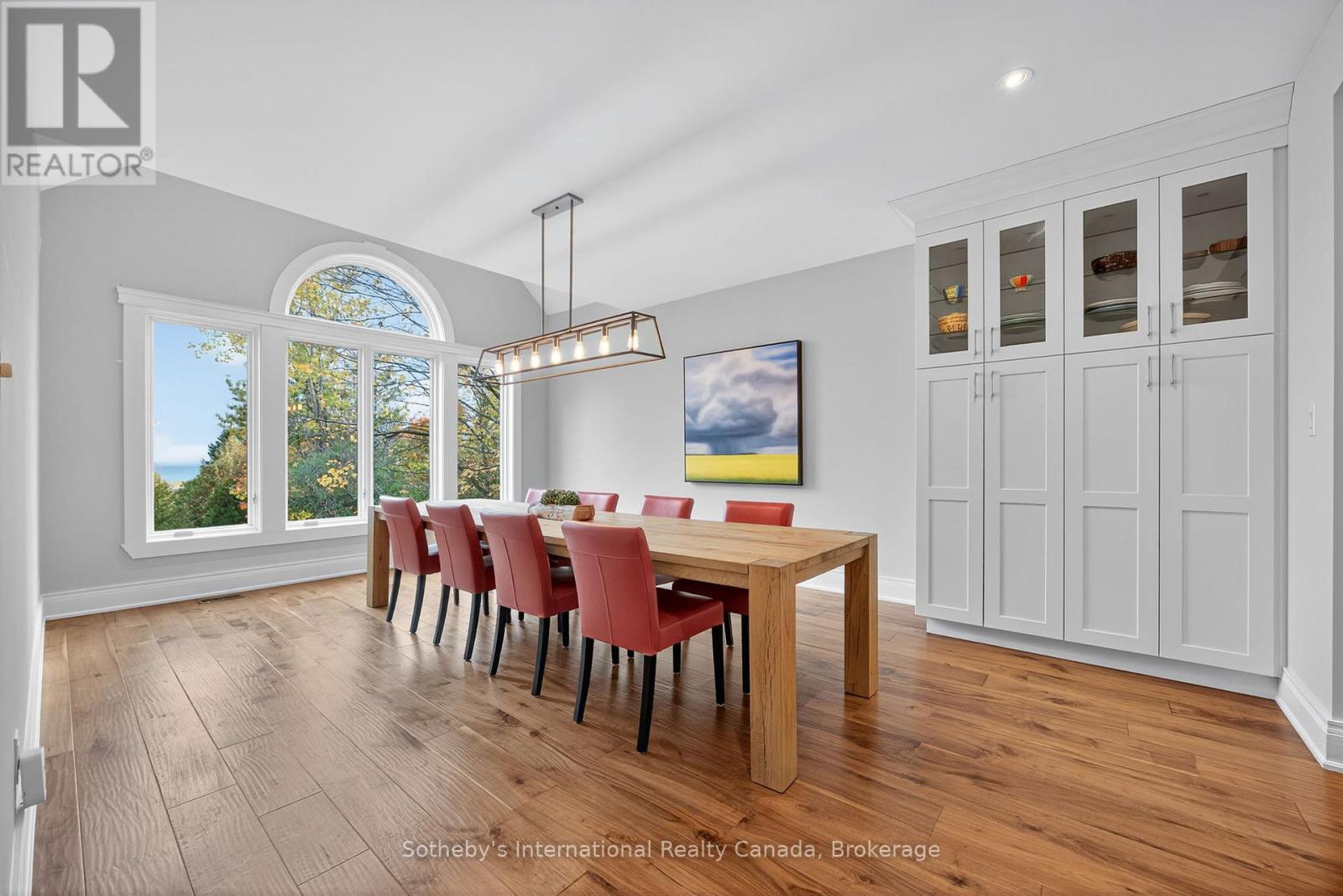 112 Arrowhead Crescent, Blue Mountains, Ontario  L9Y 0R9 - Photo 6 - X12484560