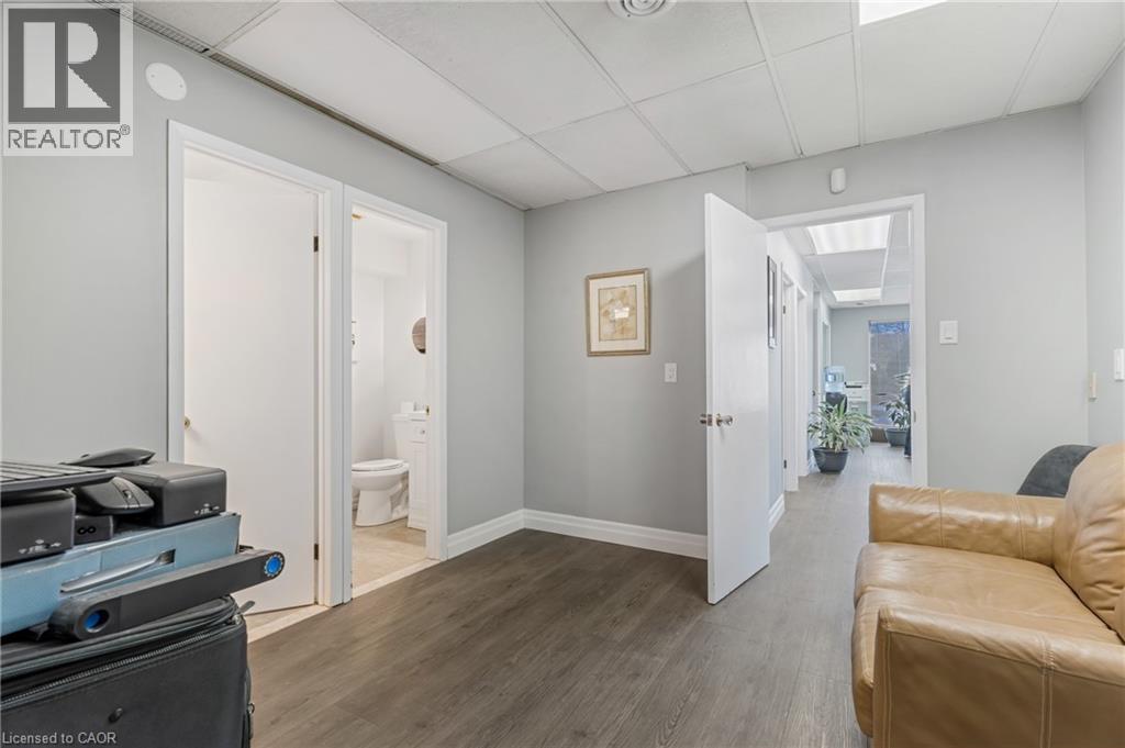 1219 Main Street E Unit# 1, Hamilton, Ontario  L8K 1A5 - Photo 13 - 40782647