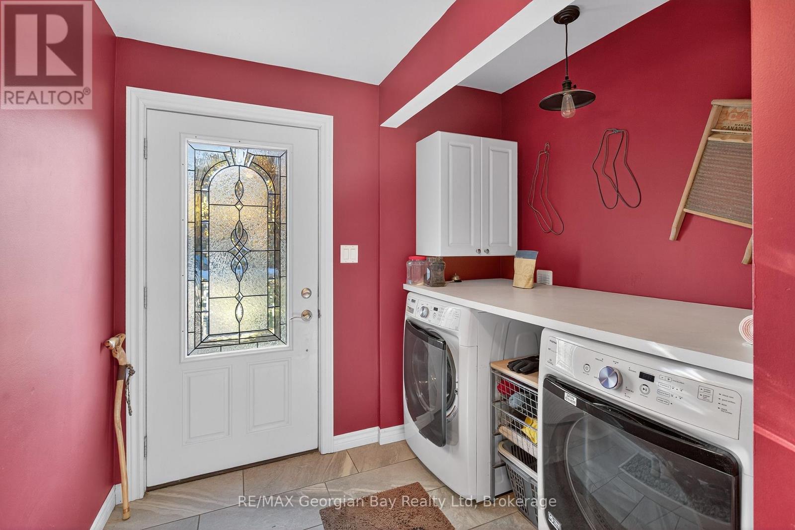 1034 Pine Grove Road, Penetanguishene, Ontario  L9M 2B5 - Photo 14 - S12487432