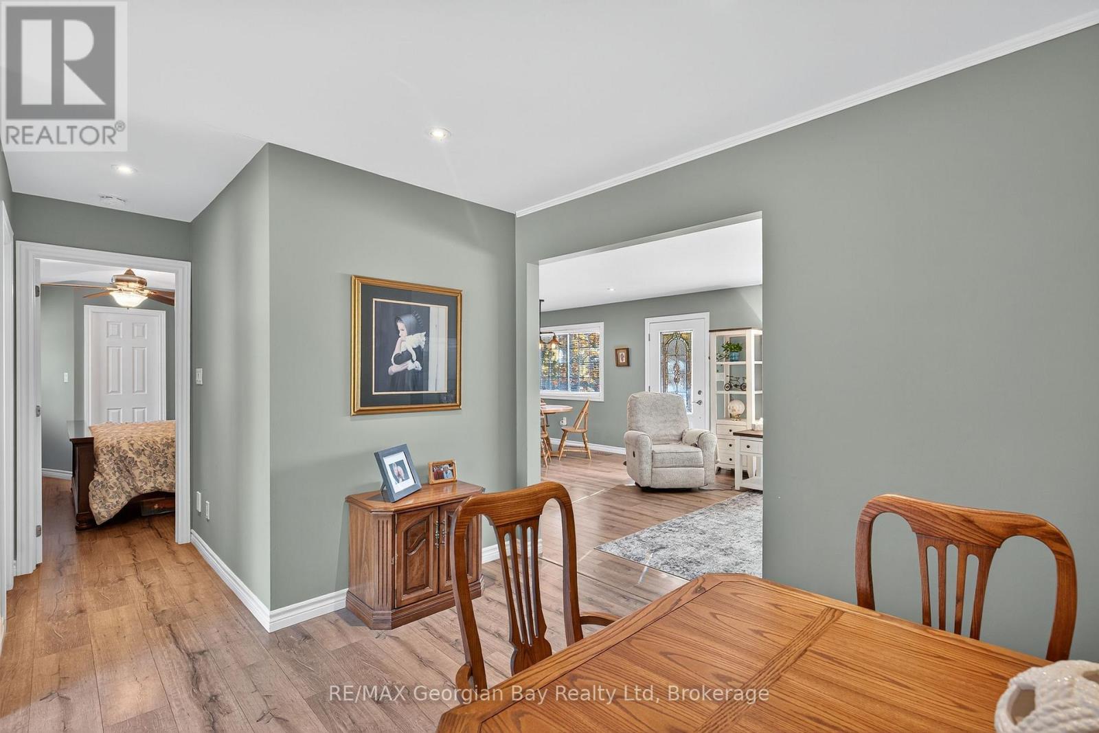 1034 Pine Grove Road, Penetanguishene, Ontario  L9M 2B5 - Photo 17 - S12487432