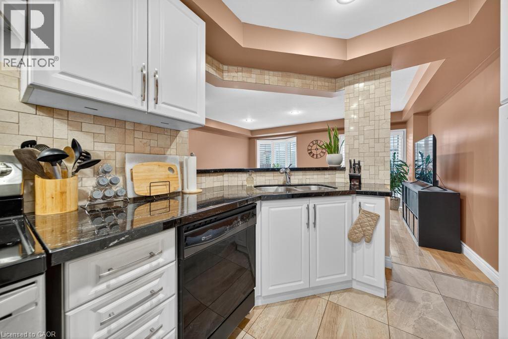 171 Highbury Drive Unit# 28, Hamilton, Ontario  L8J 3T6 - Photo 20 - 40784007