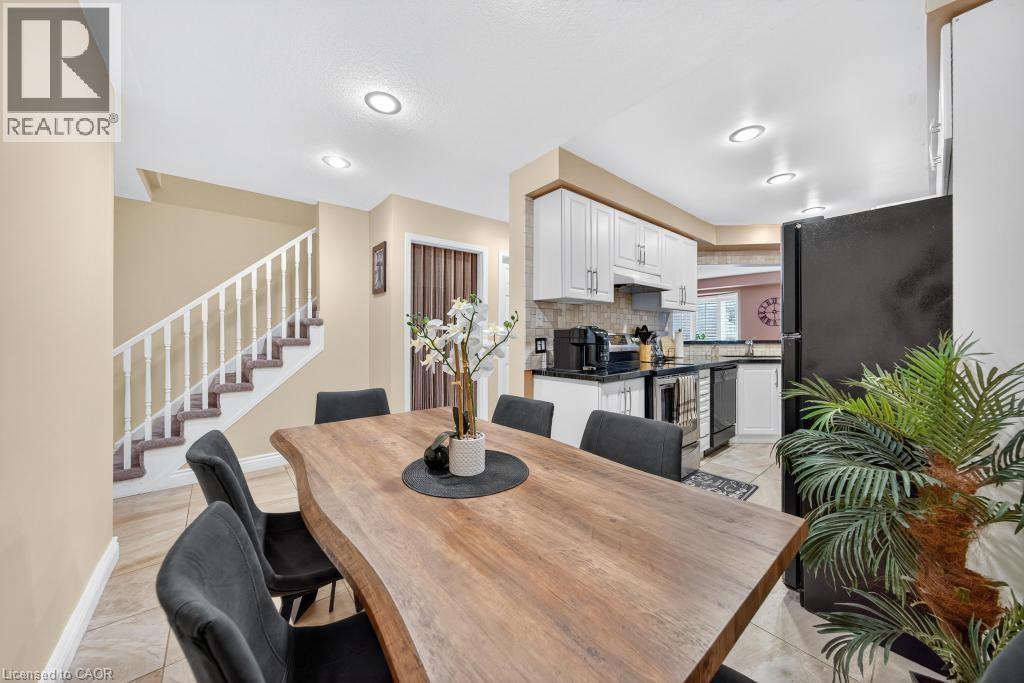 171 Highbury Drive Unit# 28, Hamilton, Ontario  L8J 3T6 - Photo 8 - 40784007