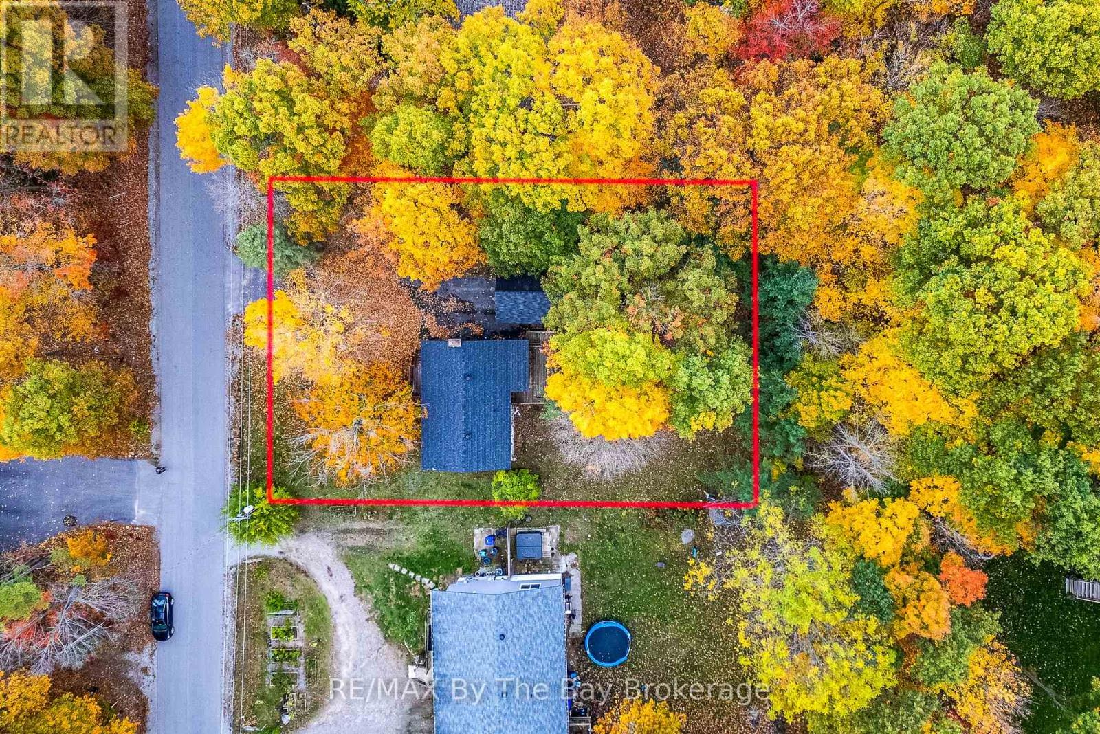 57 Tall Pines Drive, Tiny, Ontario  L9M 0H4 - Photo 34 - S12490294