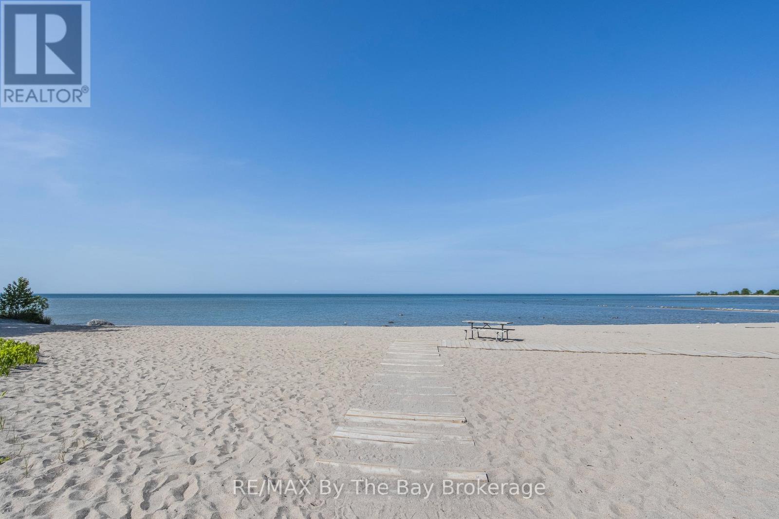 57 Tall Pines Drive, Tiny, Ontario  L9M 0H4 - Photo 35 - S12490294