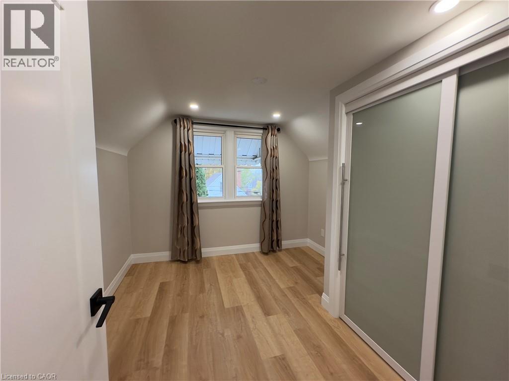 232 Rodgers Road, Hamilton, Ontario  L8K 3C5 - Photo 14 - 40784635