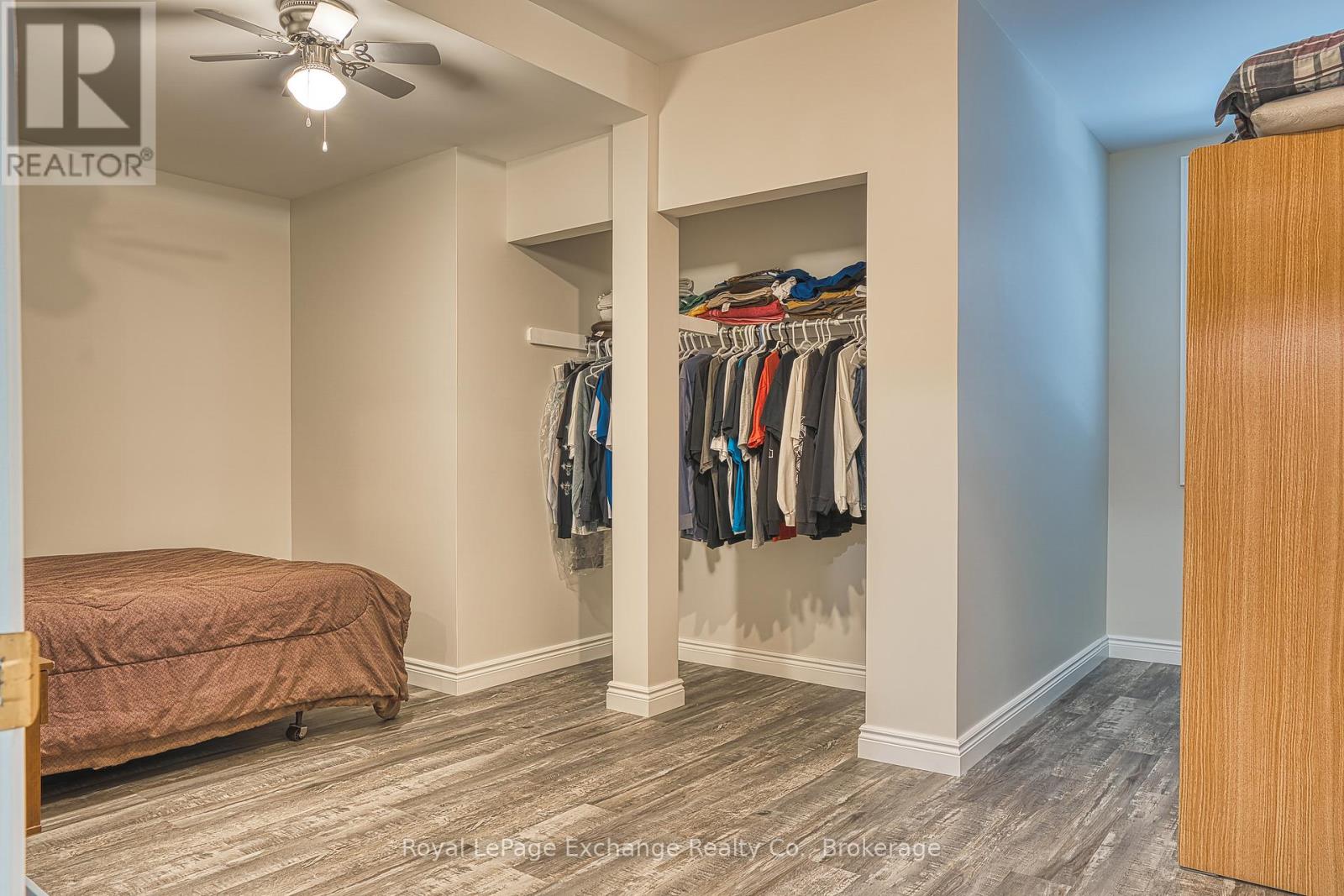 77 Montreal Street, Goderich, Ontario  N7A 2G5 - Photo 12 - X12496154