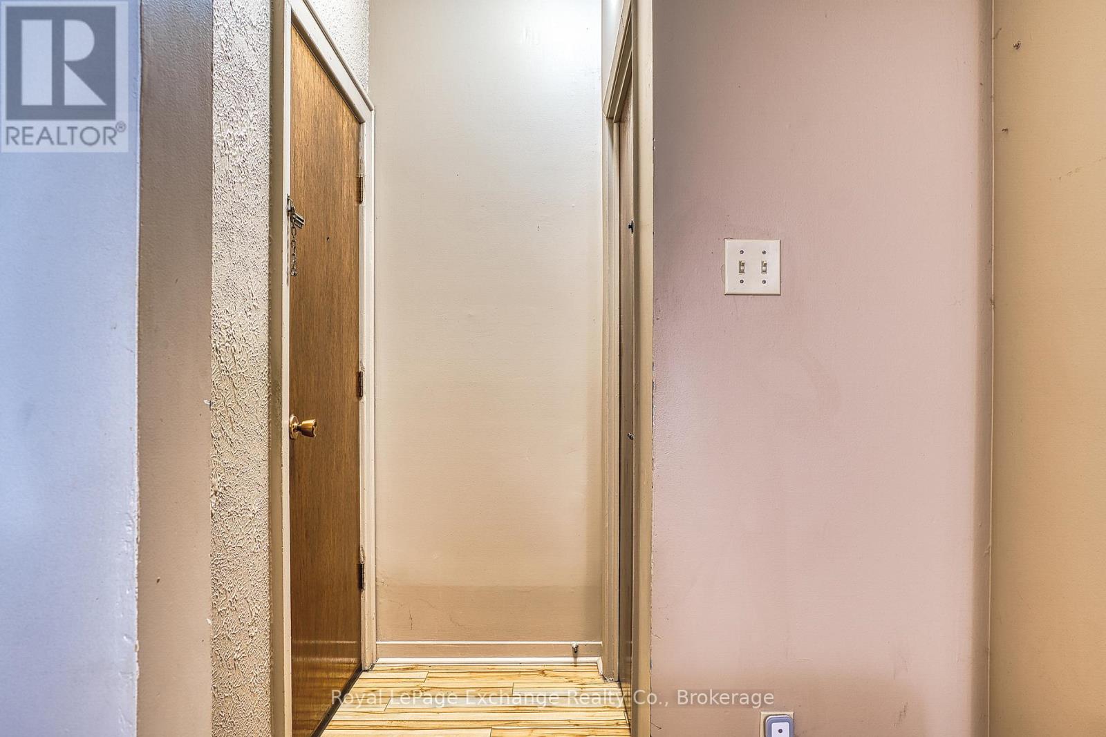 77 Montreal Street, Goderich, Ontario  N7A 2G5 - Photo 20 - X12496154