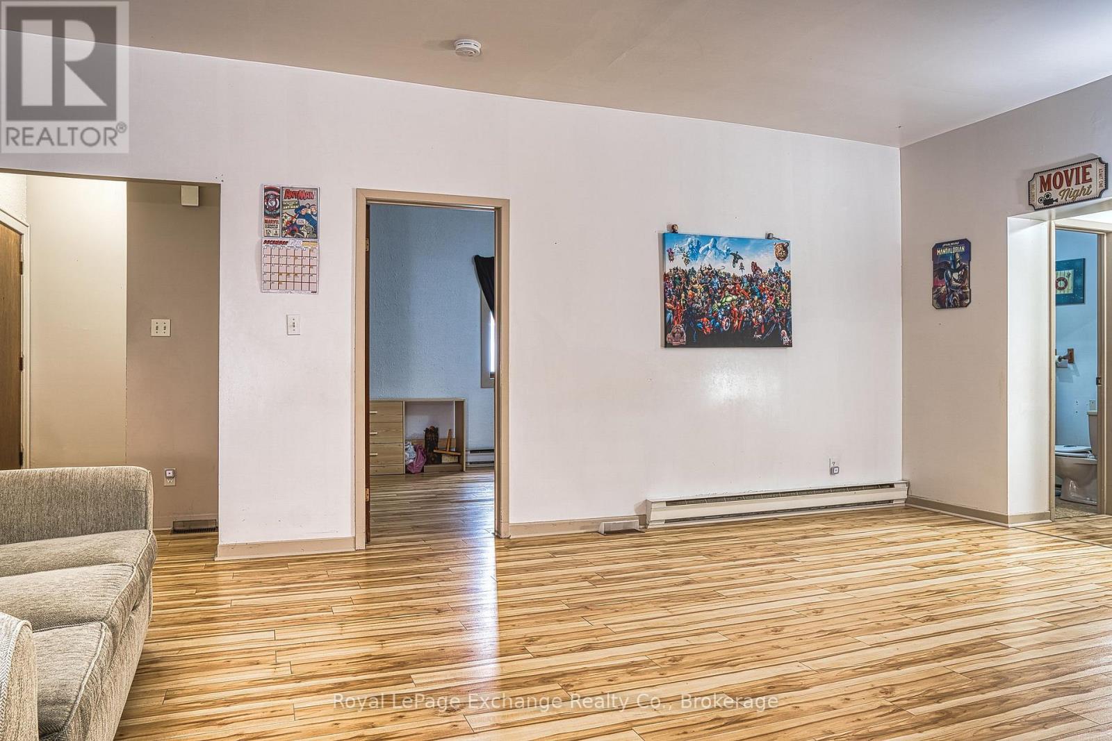 77 Montreal Street, Goderich, Ontario  N7A 2G5 - Photo 24 - X12496154