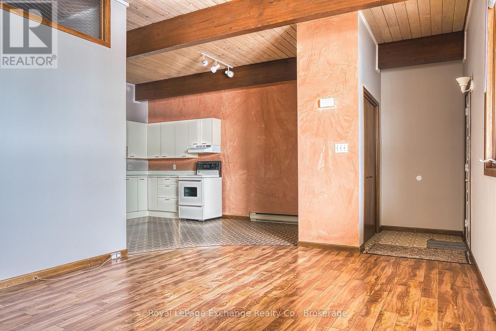 77 Montreal Street, Goderich, Ontario  N7A 2G5 - Photo 44 - X12496154