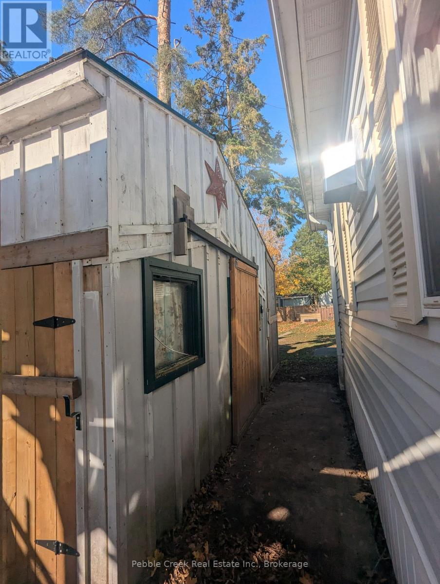 E8 - 77794 Orchard Line, Central Huron, Ontario  N0M 1G0 - Photo 11 - X12501130