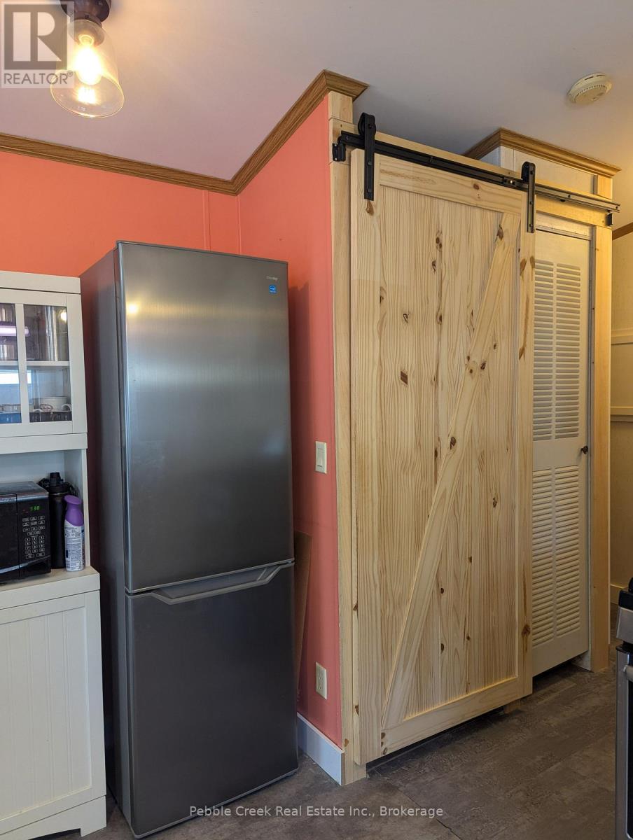 E8 - 77794 Orchard Line, Central Huron, Ontario  N0M 1G0 - Photo 6 - X12501130