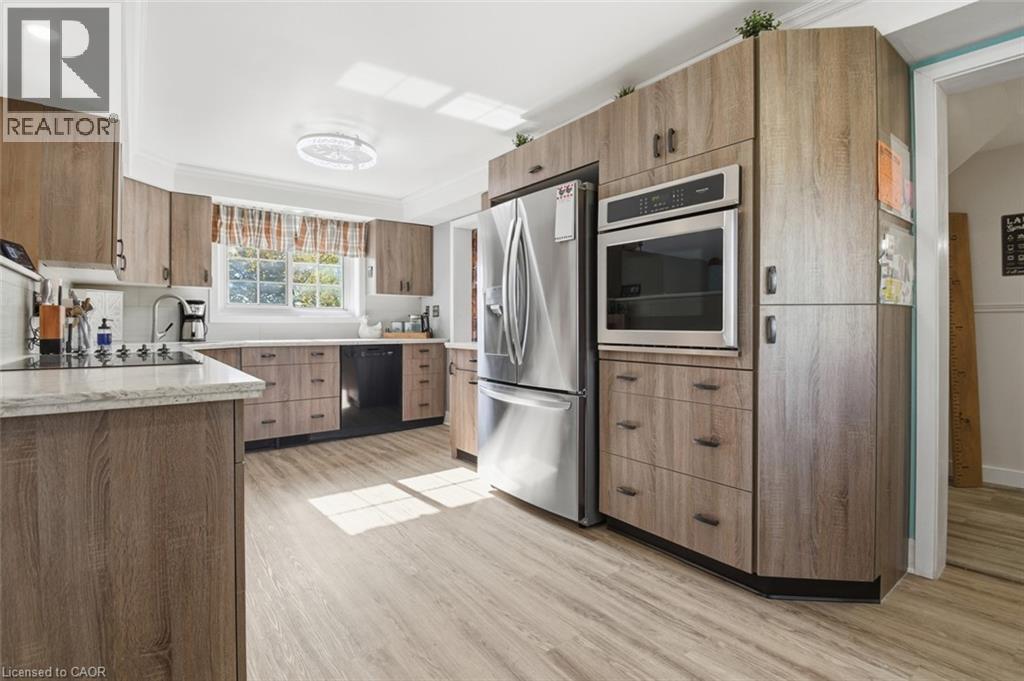 9043 Ridge Road, Niagara Falls, Ontario  L3B 5N7 - Photo 22 - 40784996