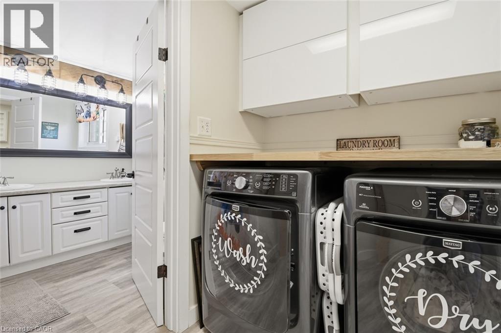 9043 Ridge Road, Niagara Falls, Ontario  L3B 5N7 - Photo 29 - 40784996