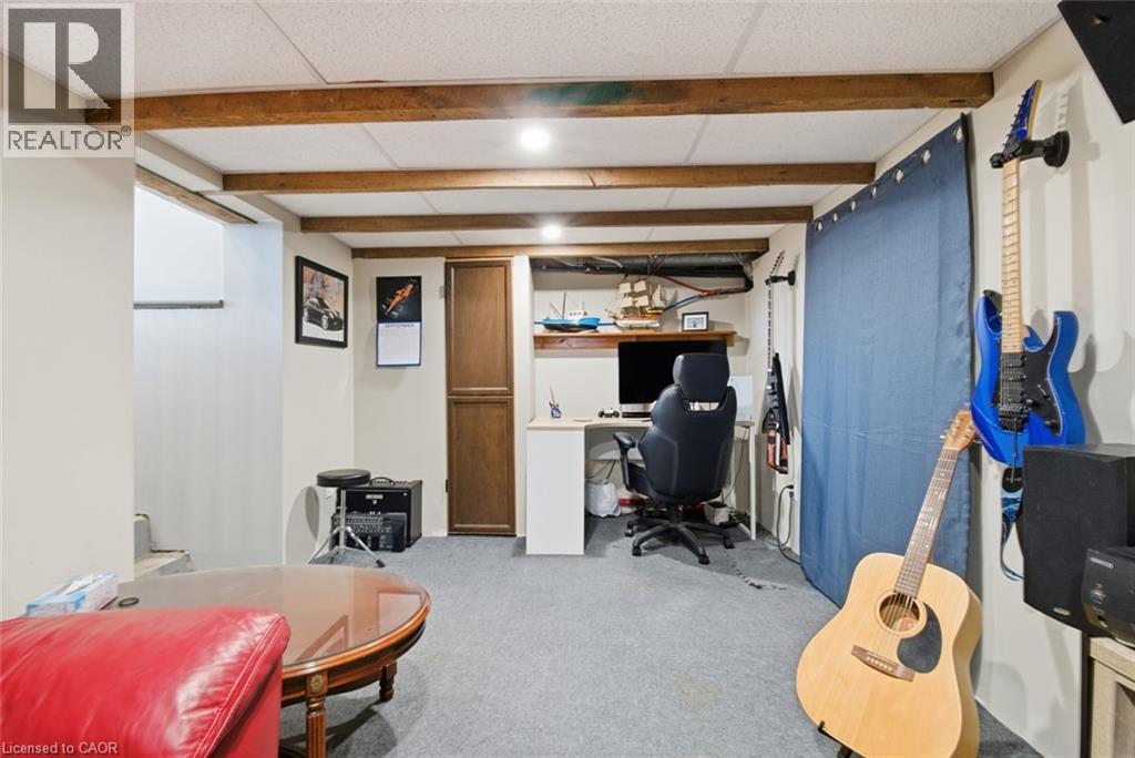 9043 Ridge Road, Niagara Falls, Ontario  L3B 5N7 - Photo 43 - 40784996